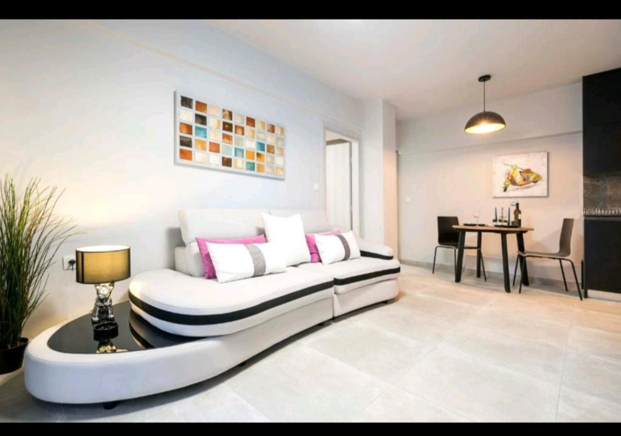 Romantic Jacuzzi Apartment Atény Exteriér fotografie
