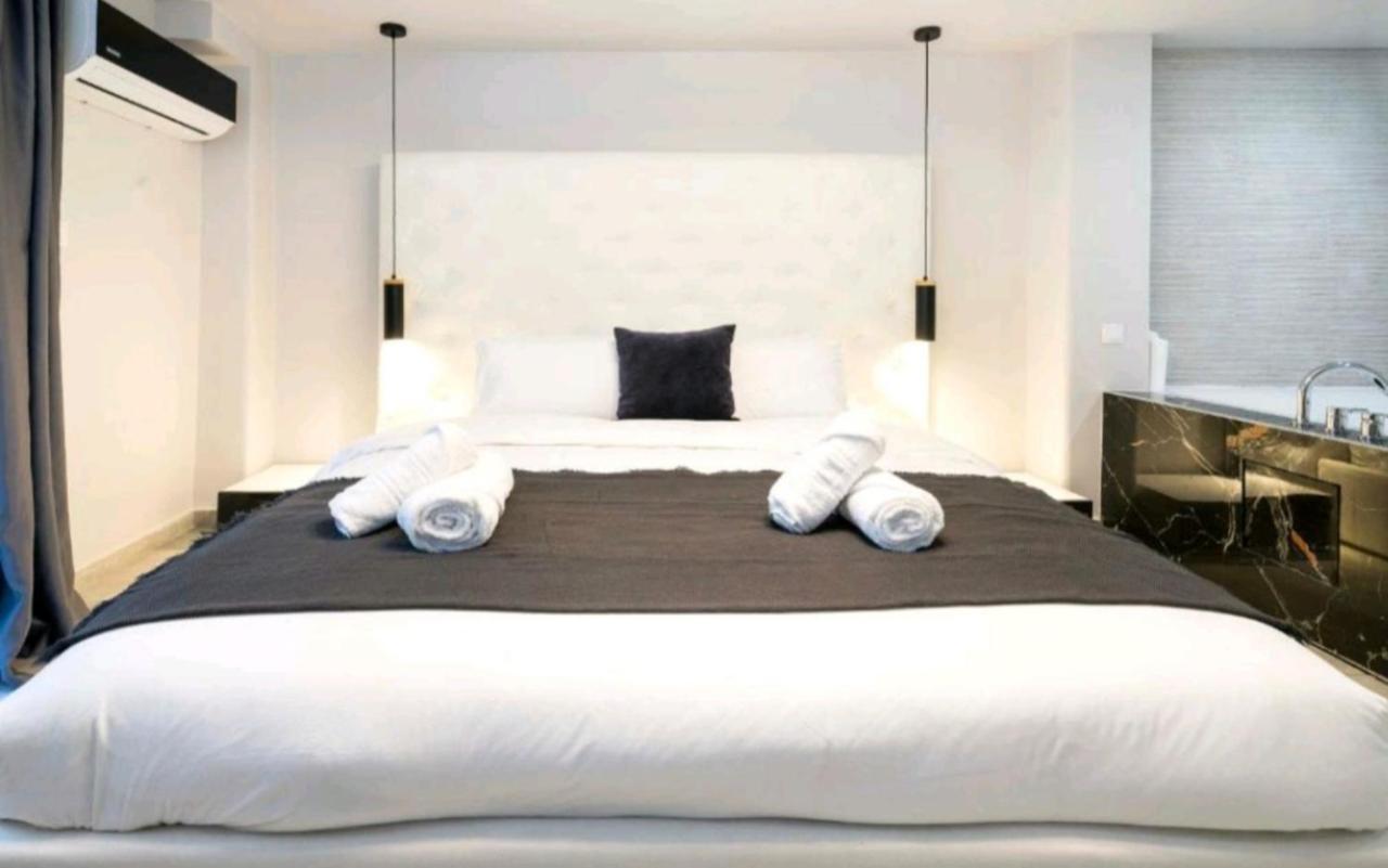 Romantic Jacuzzi Apartment Atény Exteriér fotografie